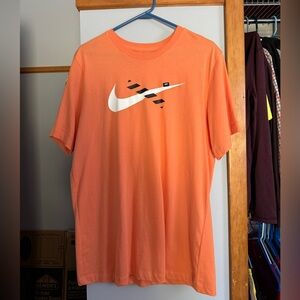 Nike T-Shirt